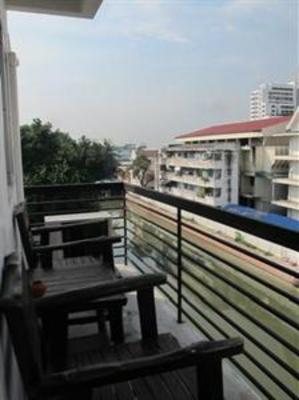 фото отеля Fortville Guesthouse Bangkok