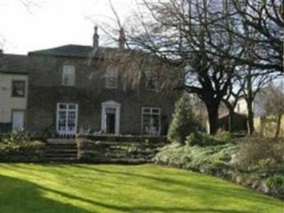 фото отеля Alder House Hotel Batley