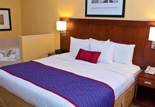 фото отеля Courtyard by Marriott Moorhead