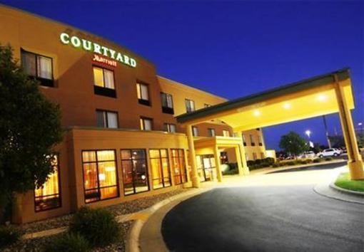 фото отеля Courtyard by Marriott Moorhead