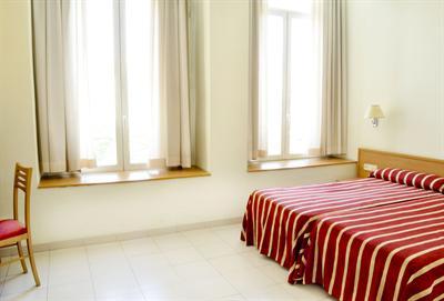 фото отеля Catalonia Transit Hotel