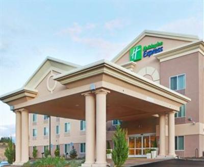 фото отеля Holiday Inn Express Yreka-Shasta Area