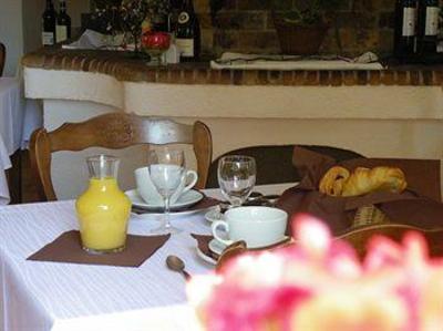 фото отеля Les Esparrus Hotel Villecroze