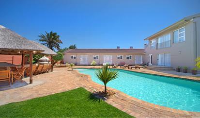 фото отеля Alpha du Cap Guest House and Conference Venue
