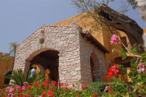 фото отеля Cruccuris Resort Villasimius