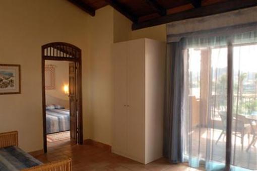 фото отеля Cruccuris Resort Villasimius