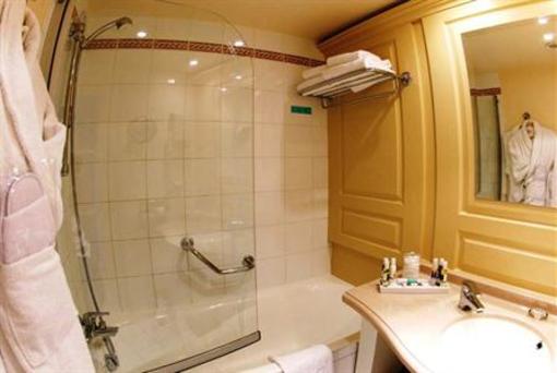фото отеля Hotel de Bourbon Mercure de Bourges
