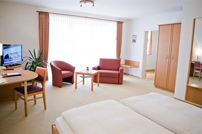 фото отеля Hotel Neuwarft Dagebüll