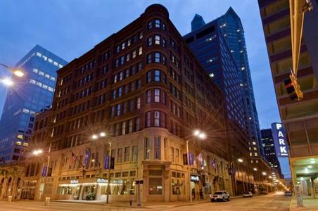 фото отеля Hilton St. Louis Downtown