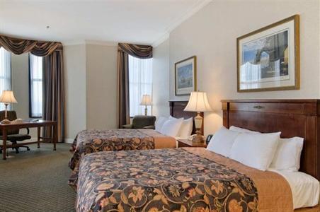 фото отеля Hilton St. Louis Downtown
