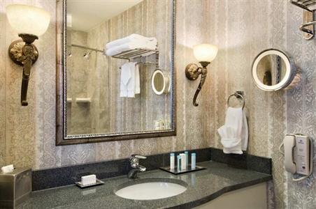 фото отеля Hilton St. Louis Downtown