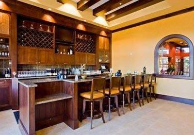 фото отеля SpringHill Suites Napa Valley