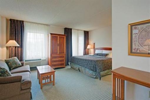 фото отеля Staybridge Suites Toronto