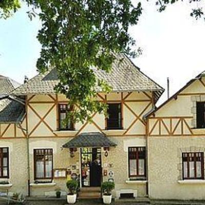 фото отеля Hotel Le Beau Site Saint-Pardoux-la-Croisille