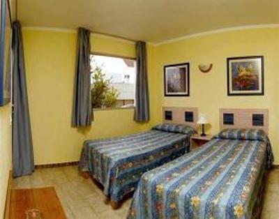 фото отеля Apartamentos Playa Sol II Ibiza