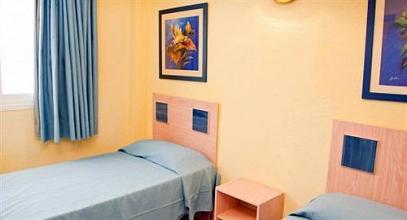 фото отеля Apartamentos Playa Sol II Ibiza