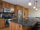 фото отеля Rundle Cliffs Lodge Canmore