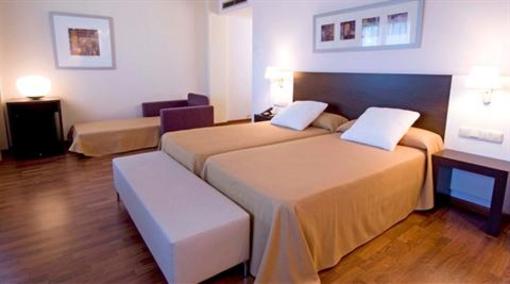 фото отеля Hotel Vora Fira Valencia