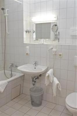 фото отеля Hotel Maximilian Weil am Rhein