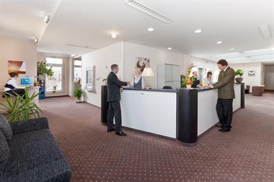 фото отеля Hotel Maximilian Weil am Rhein