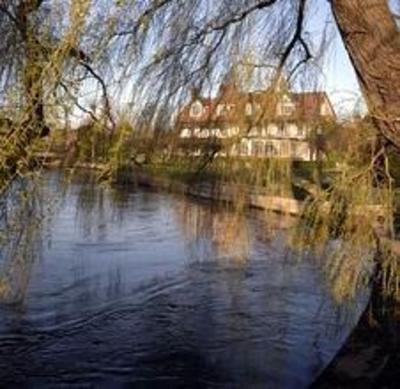 фото отеля French Horn Hotel Sonning