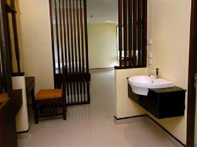 фото отеля Lanta All Seasons Beach Resort & Spa