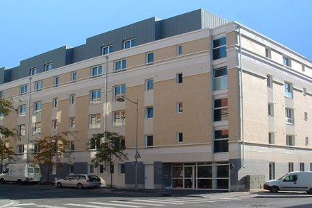 фото отеля Sejours & Affaires Clairmarais - Reims