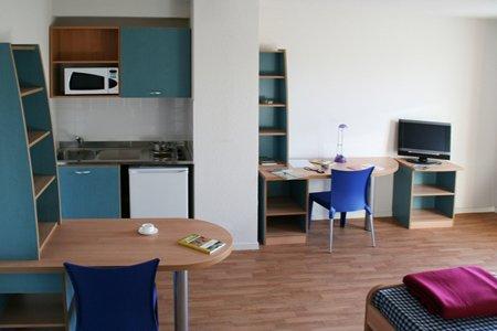 фото отеля Sejours & Affaires Clairmarais - Reims