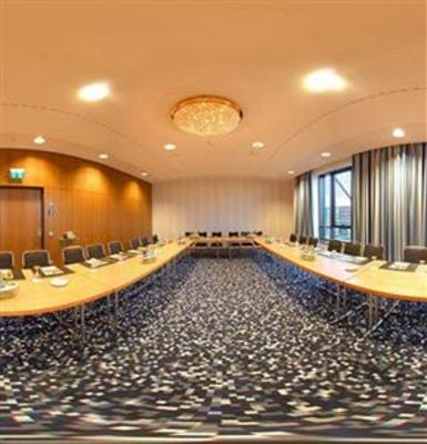 фото отеля Maritim Hotel Duesseldorf