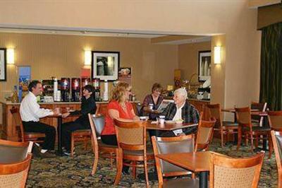 фото отеля Hampton Inn and Suites Jamestown, NY