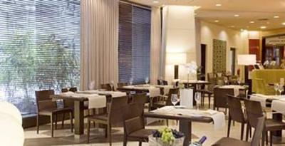 фото отеля Hotel Nikko Dusseldorf
