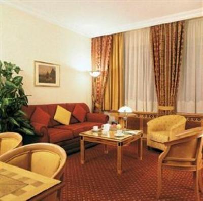 фото отеля Natsionalny Hotel