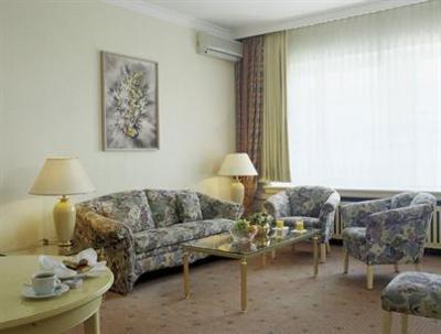 фото отеля Natsionalny Hotel