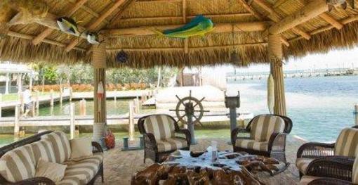фото отеля The Caribbean Resort Islamorada
