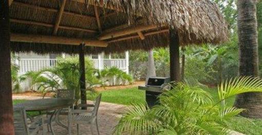 фото отеля The Caribbean Resort Islamorada