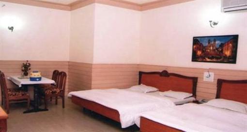фото отеля Hotel Veenus International