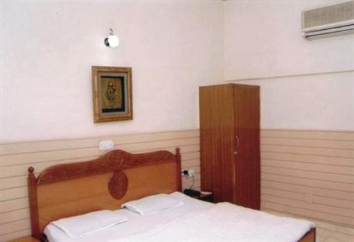 фото отеля Hotel Veenus International