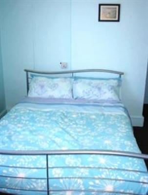 фото отеля Northshorebude Backpackers Hotel
