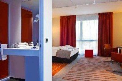 фото отеля Park Inn by Radisson Lille Grand Stade