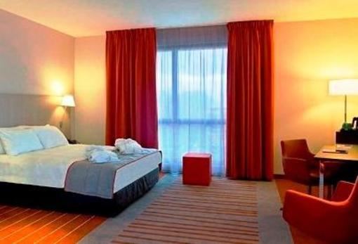 фото отеля Park Inn by Radisson Lille Grand Stade