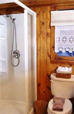 фото отеля Rocky Mountain Lodge & Cabins