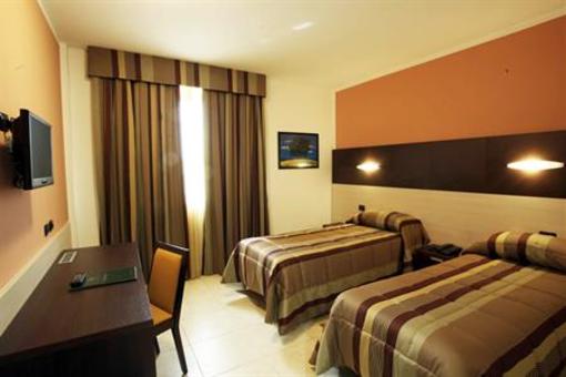фото отеля Record Hotel