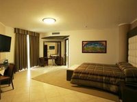 Record Hotel