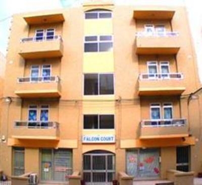 фото отеля Falcon Court