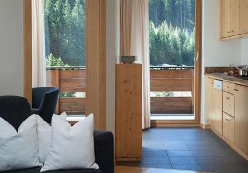 фото отеля Saleghes Mountain Residence