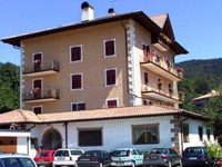 Albergo Aurora Tret