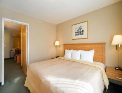 фото отеля Days Inn & Suites Thunder Bay