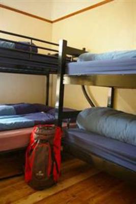 фото отеля Arnie's Backpackers