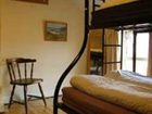 фото отеля Arnie's Backpackers