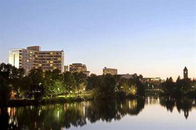 фото отеля Doubletree Hotel Spokane-City Center